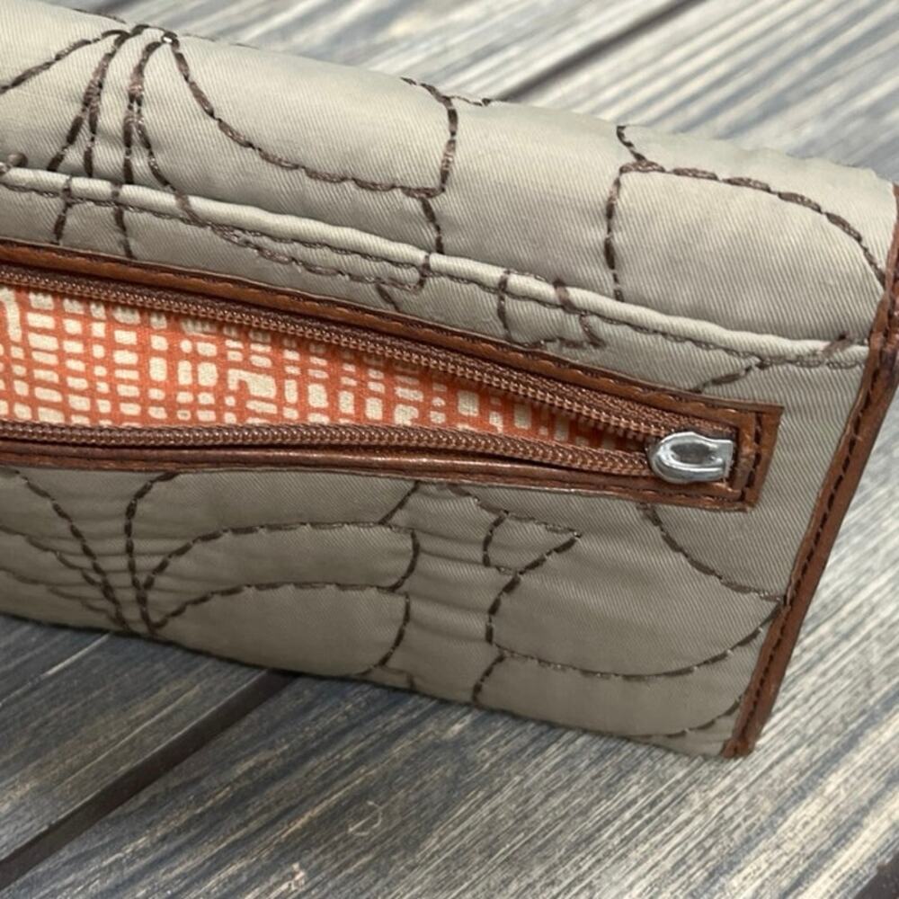 FOSSIL Key-Per Green Quilted Brown Leather Wristlet Wallet ID Coin‎ Zip Designer - Picture 3 of 7